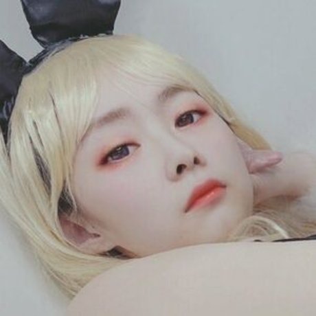 blonde handjob onlyfans sexy naked pics