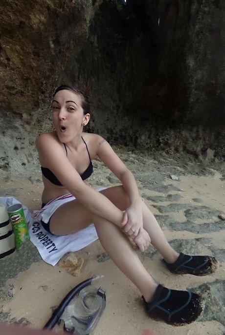 Becky Blow adult model photo