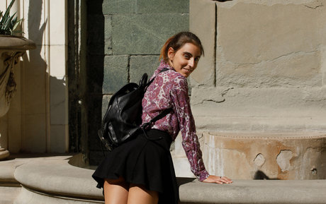 Auromineo hot star pics