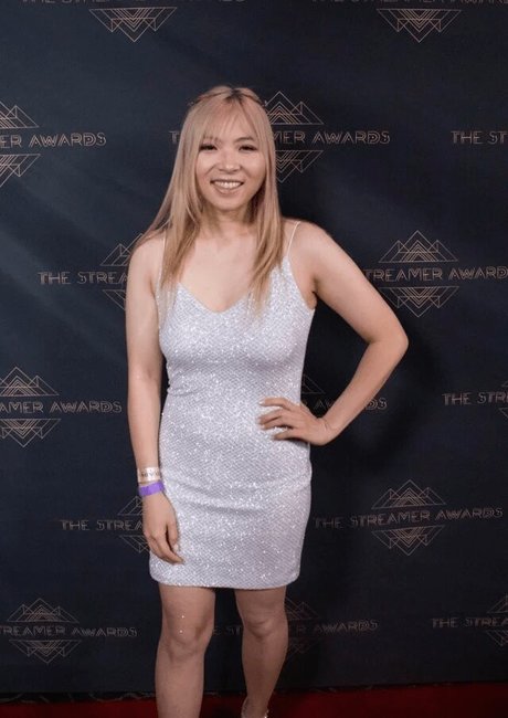 Yvonneflinetv perfect star pic