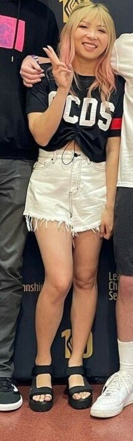 Yvonneflinetv star art gallery