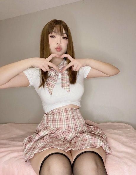 mimieeei nudes actress photos