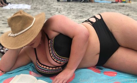 daffodilkitty star nude galleries