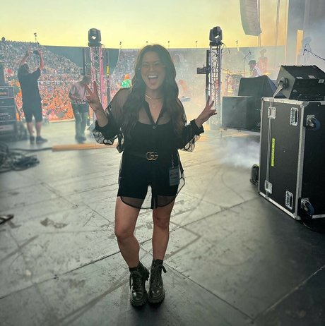 Alex Curry star art image