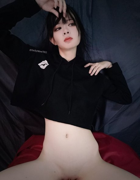 DollyMew star sexy galleries
