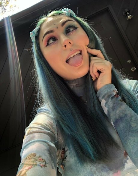 teap0ts naked star galleries