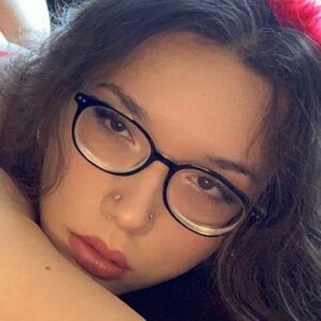 XOLewd sexy actress gallery