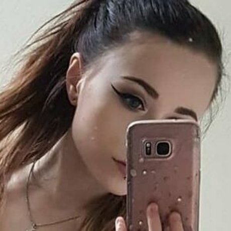 Lunar xo pornstar pretty photos