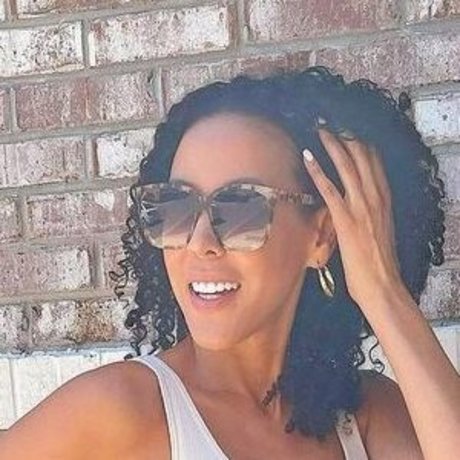 Goodbeyb star best picture