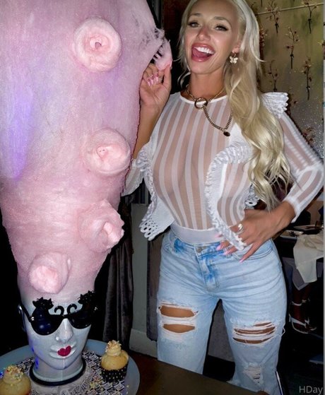 Cass Holland hd star img