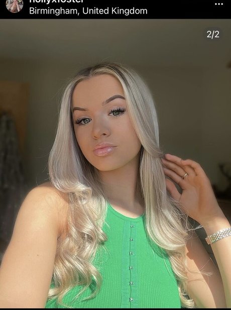 Hollyxfoster high quality actress gallery