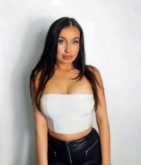 Kate Patterson model adult image