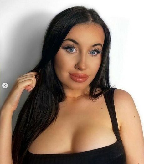 Kate Patterson hot actress gallery