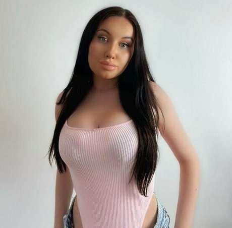 Kate Patterson hot star img