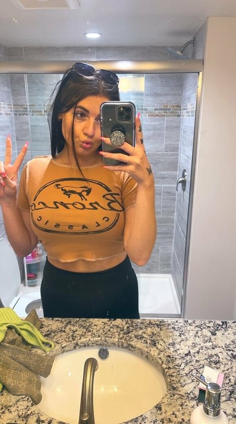 Sugarrlips star nudes galleries