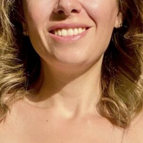 Gigi Anderson model hot img