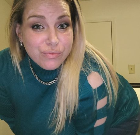 fat girls onlyfans free nude img