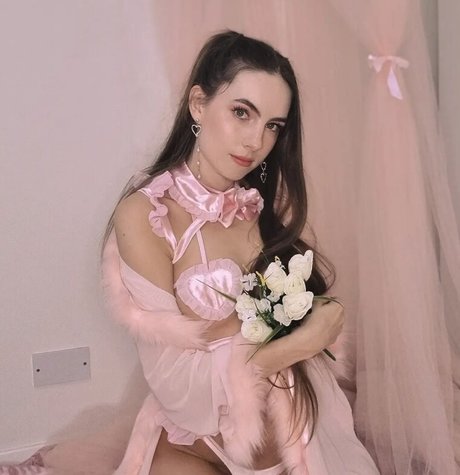 Larxya model nudes archive