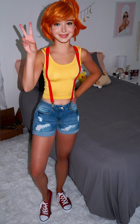 girl onlyfans hot actress image