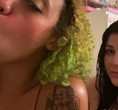 Vampalicious ASMR pornstar archive