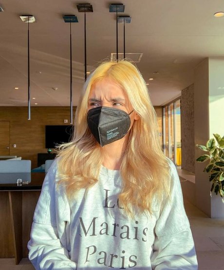 Sarah Carlos pornographic actress pics