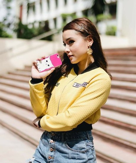 Sarah Carlos actress images