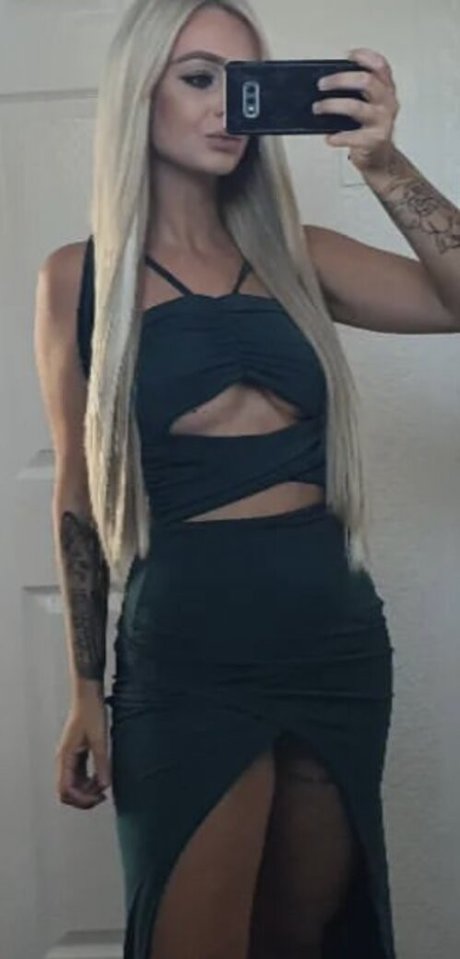 Charlotte Jodie model perfect pics