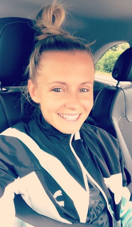 Julia Simic model best galleries