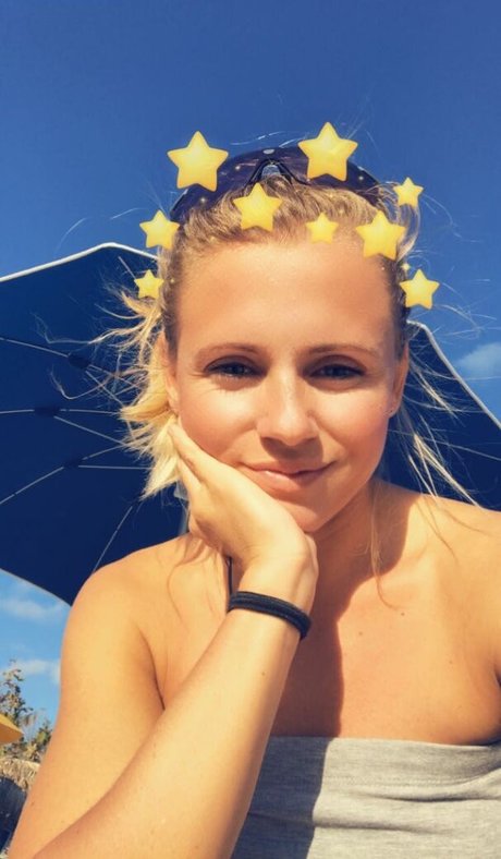 Julia Simic xxx actress picture