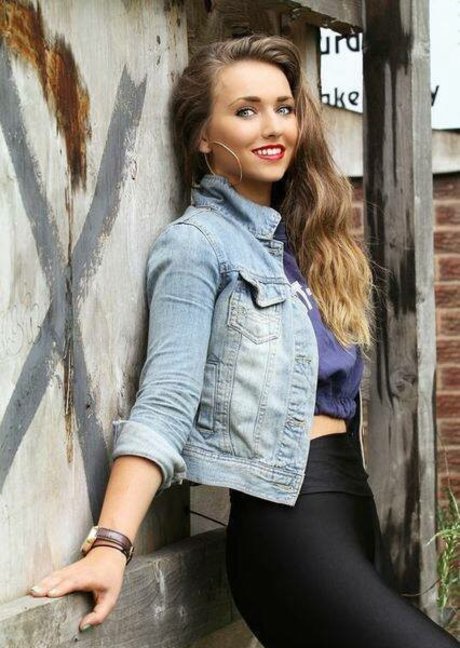 Charis Lister erotic pornstar image