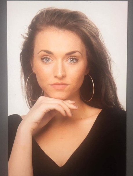 Charis Lister nude star gallery