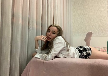 madbaby model pretty pictures