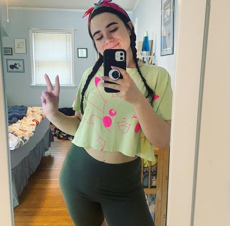 ShiningEdith xxx model gallery