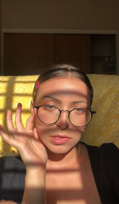 blowjob brunette onlyfans exclusive pic