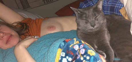 Paris Eike star exclusive img