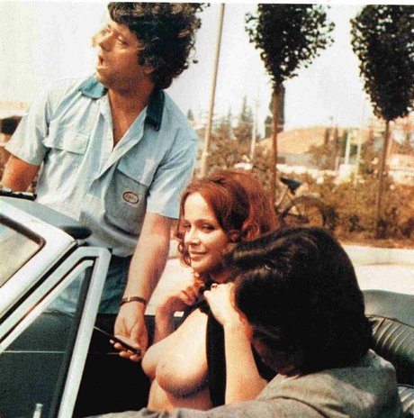 Italian Vintage Actress star erotic img