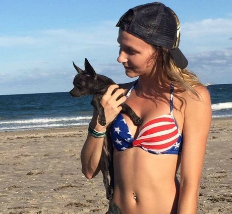 Missy Spartangirl nude model pics