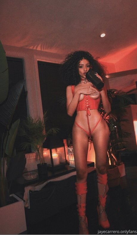 Jaye Carrero model pretty photo