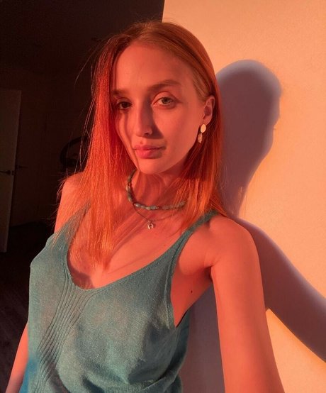 Xxlika model nude gallery