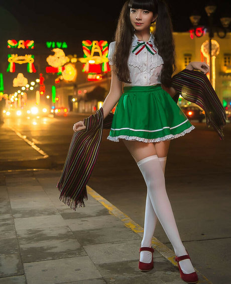 May Sakaali top actress photo