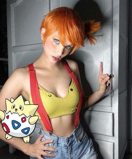 Elia Fery nude star img