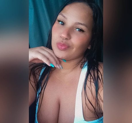 Adriane Esteves nude model photo