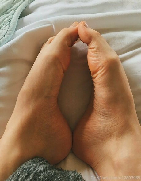 Ellbat beautiful pornstar gallery