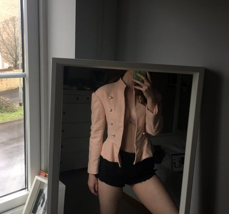 Ellbat top star gallery