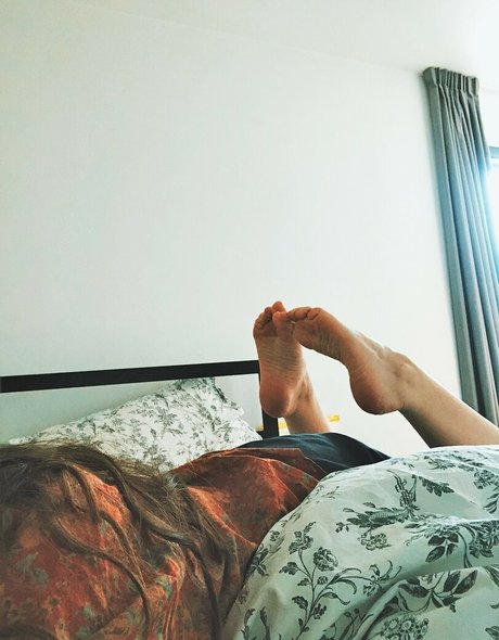 Ellbat nice actress pic