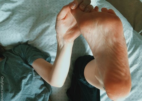 Ellbat xxx actress archive