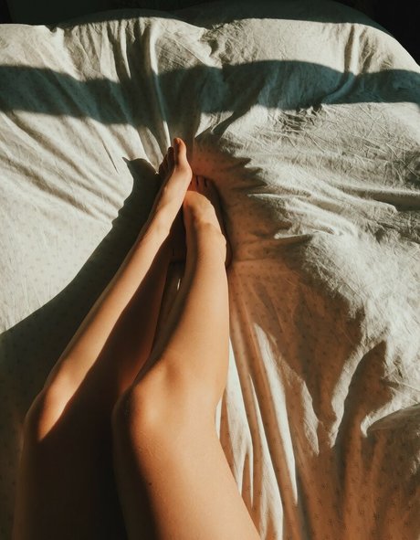 Ellbat star nudes images