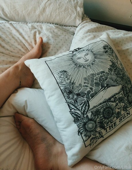 Ellbat xxx pornstar photos