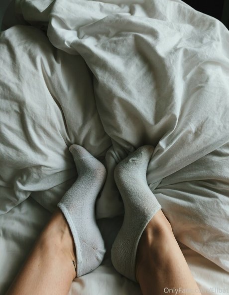 Ellbat model sex img