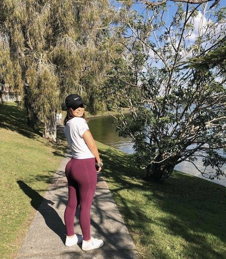 natalie m brookes sexy model galleries